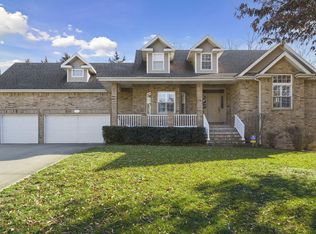 3240 S Bedford Ave, Springfield, MO 65809
