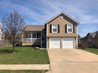 717 Canter St, Raymore, MO 64083