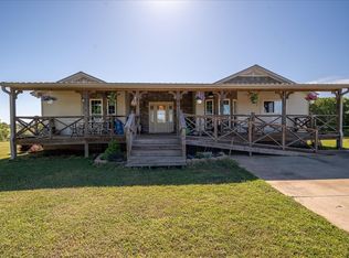 132 Beartown Rd, Loretto, TN 38469