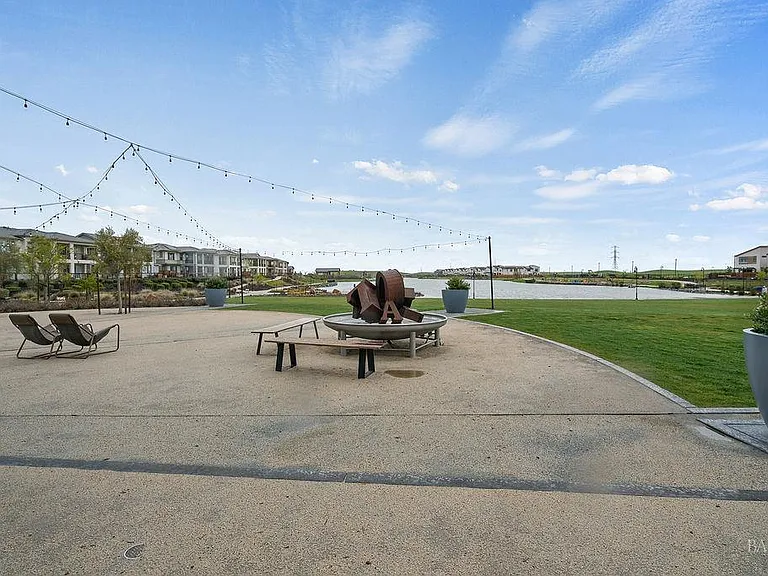 2451 Lake Club Dr — Photo 10