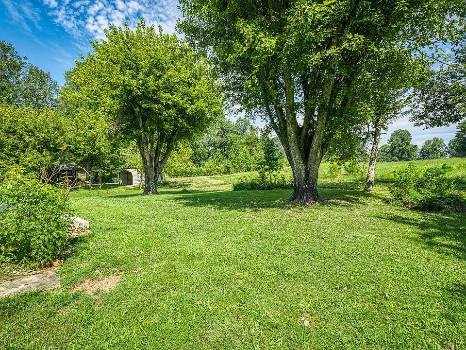 2nd image of 128 River Ln