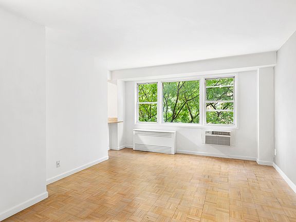 2nd image of 620 Lenox Ave APT 5L