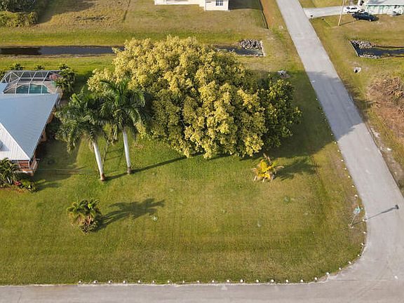 2nd image of 4694 SW Athena Drive