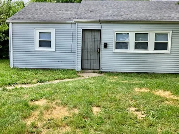 6220 Commodore Dr, Indianapolis, IN 46219