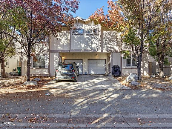 2nd image of 1313 Powell Ln