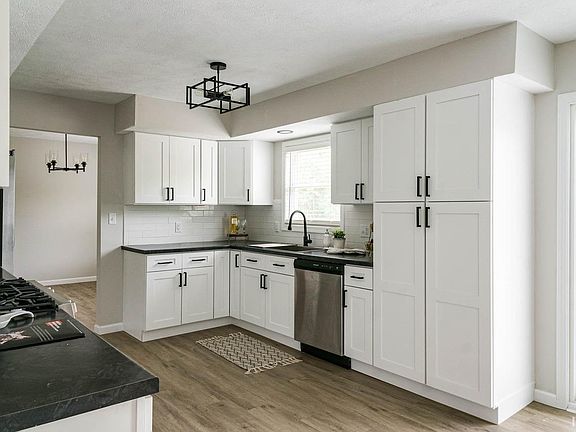 5th image of 24687 Aric Way