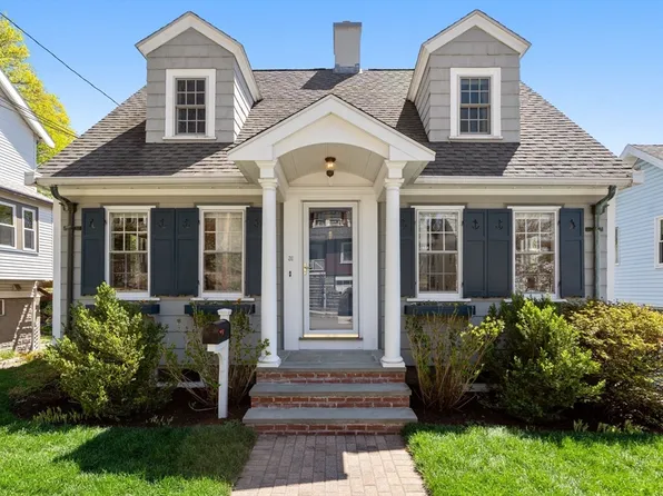 31 Sunset Rd, Arlington, MA 02474