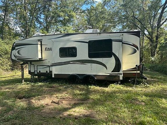 5th image of 4595 Hull Rd