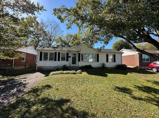 1021 Roselawn Way, Bowling Green, KY 42104