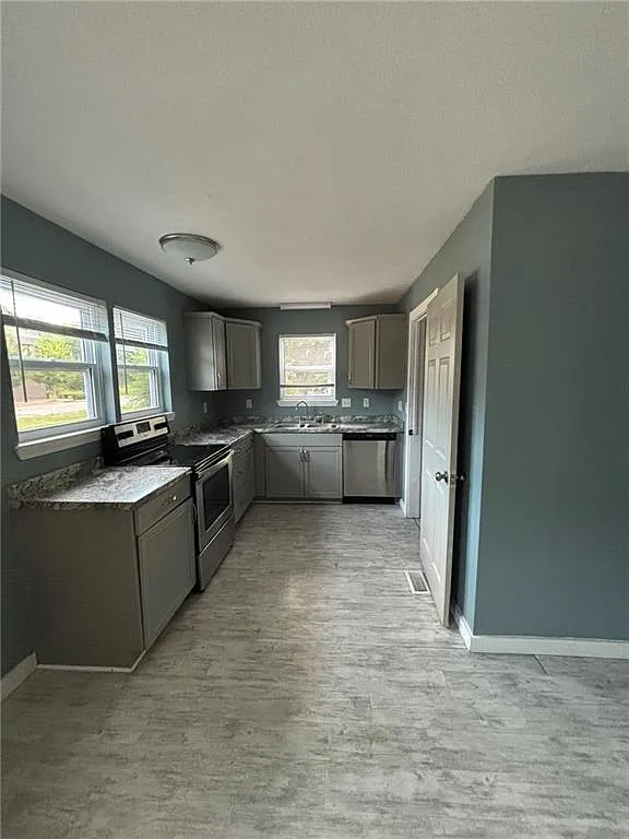 203 Southeast 7th Street - 1 — Photo 3