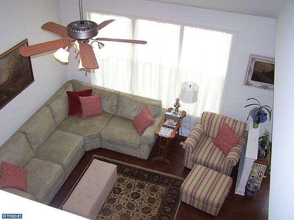 3rd image of 2929 Cottonwood Ln