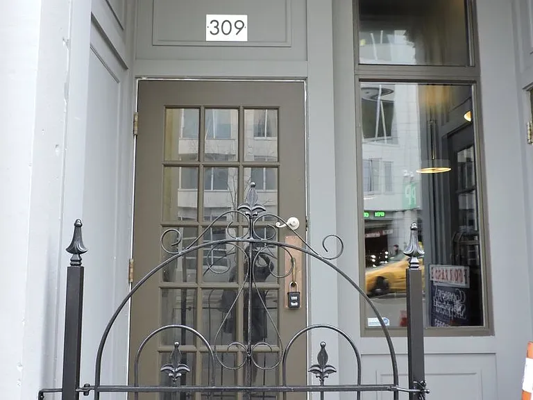 309 Sycamore Street Apartments — Photo 21