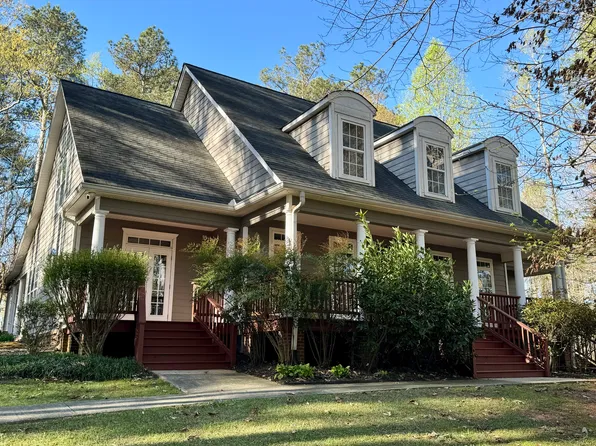 180 Camp Dr, Carrollton, GA 30117