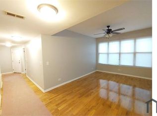 600 E Marquette Rd #2, Chicago, IL 60637