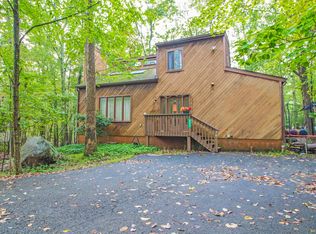 5211 Nature View Rd, East Stroudsburg, PA 18301