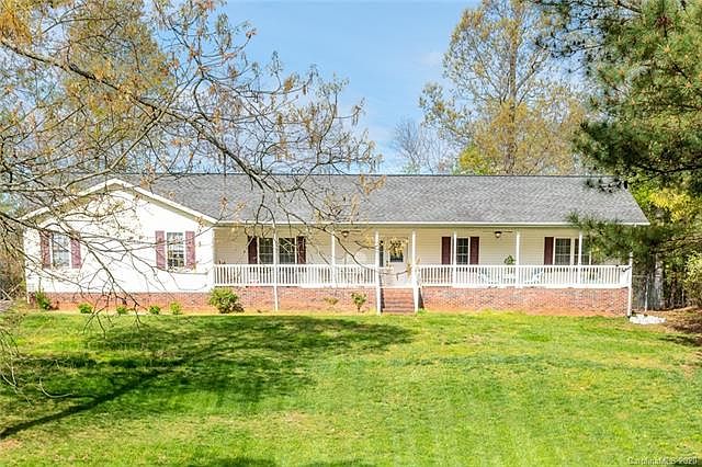 1st image of 133 Atwell Dr #32