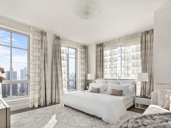 3rd image of 200 E 95th St #25A