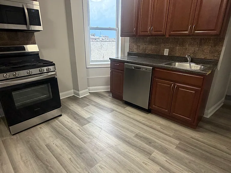 6119 Park Ave #2E — Photo 2
