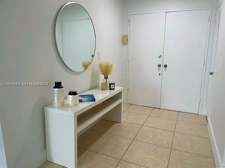 9800 W Bay Harbor Dr #603 — Photo 3