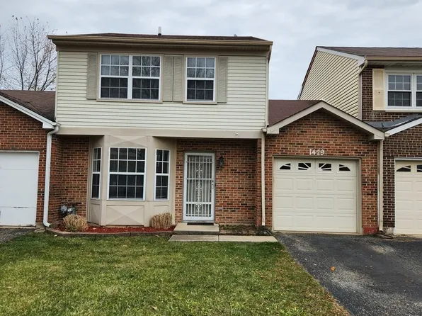 1429 Oxford St, Carol Stream, IL 60188