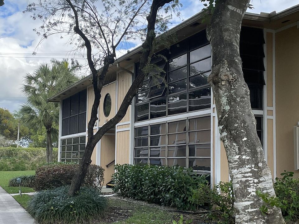 1st image of 7192 Ashmont Circle #211
