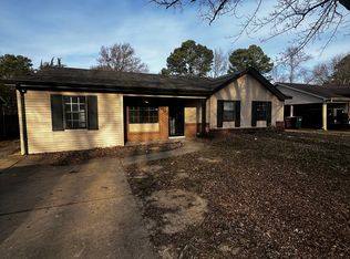 7693 Charleston Dr, Southaven, MS 38671