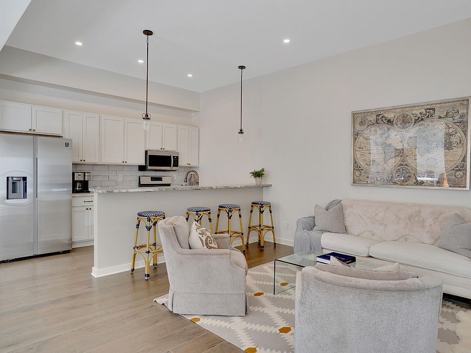 1st image of 1619 E 12th St #103