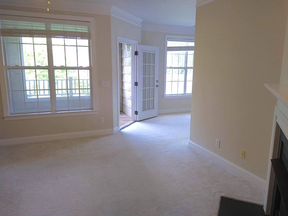 1st image of 1024 Arborgate Cir