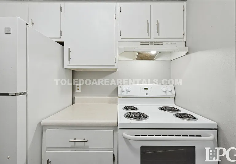 6020 Secor Rd #1 — Photo 3