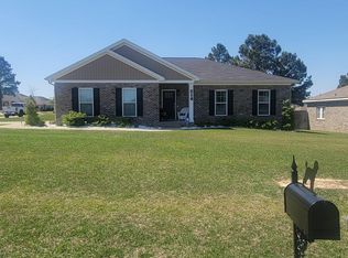 318 Courtland Dr, Dothan, AL 36301