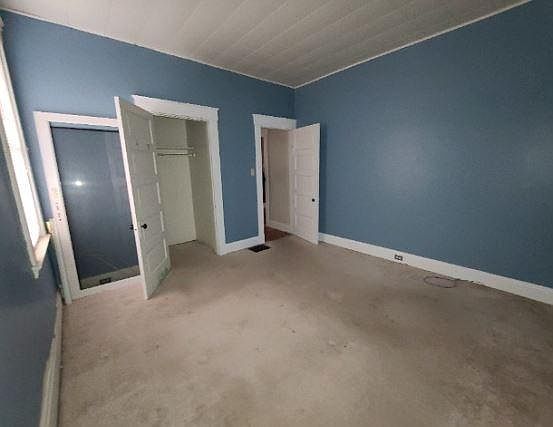 5th image of 516 W Wyoming Ave