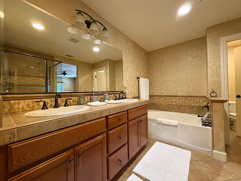 202 Rodin Ln — Photo 14