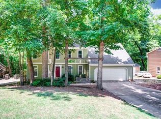 5629 All Saints Ln, Charlotte, NC 28226