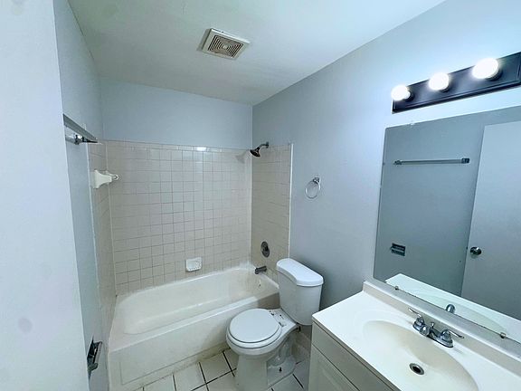 3rd image of 4459 Treehouse Ln #14-F