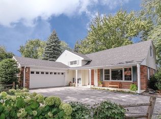 310 E School Ln, Prospect Heights, IL 60070