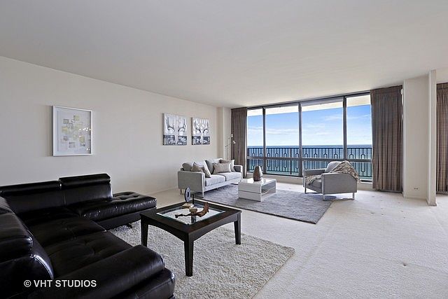 1st image of 1040 N Lake Shore Dr APT 27B