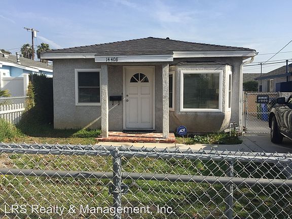 2nd image of 14408 Grevillea Ave