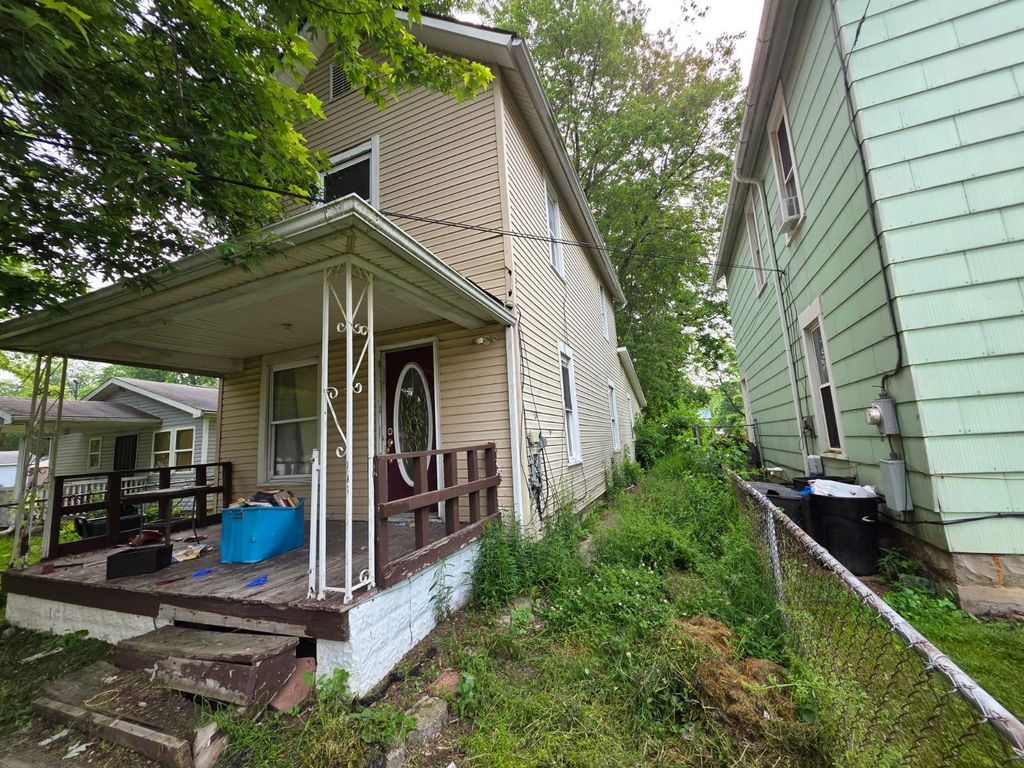 Real estate listing image