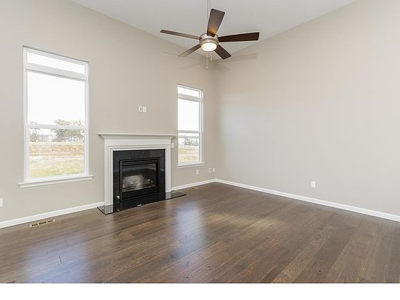Great Room with Gas Fireplace