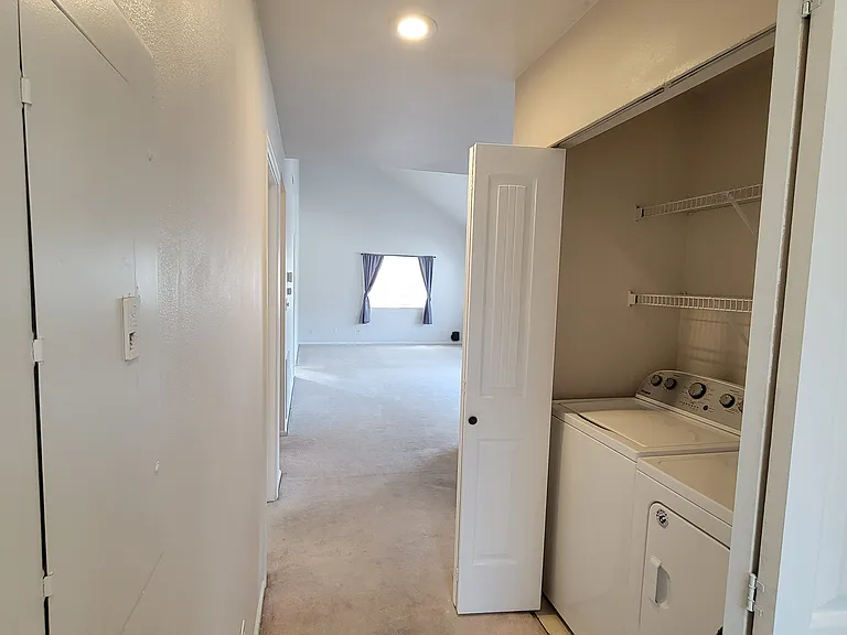 In Unit Washer and Dryer