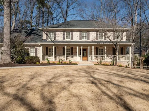 5368 Trowbridge Dr, Dunwoody, GA 30338