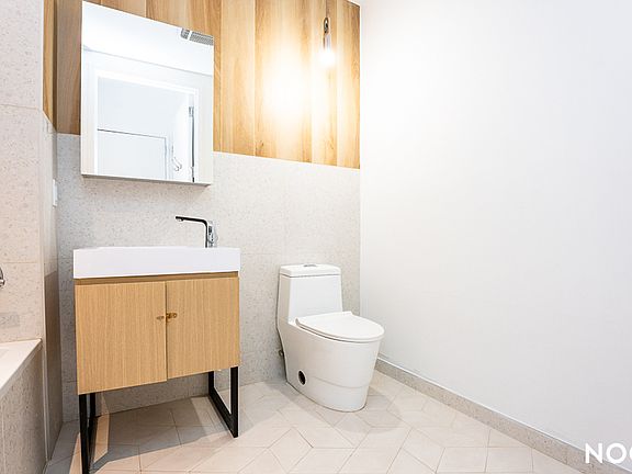 5th image of 260 Knickerbocker Ave #1F