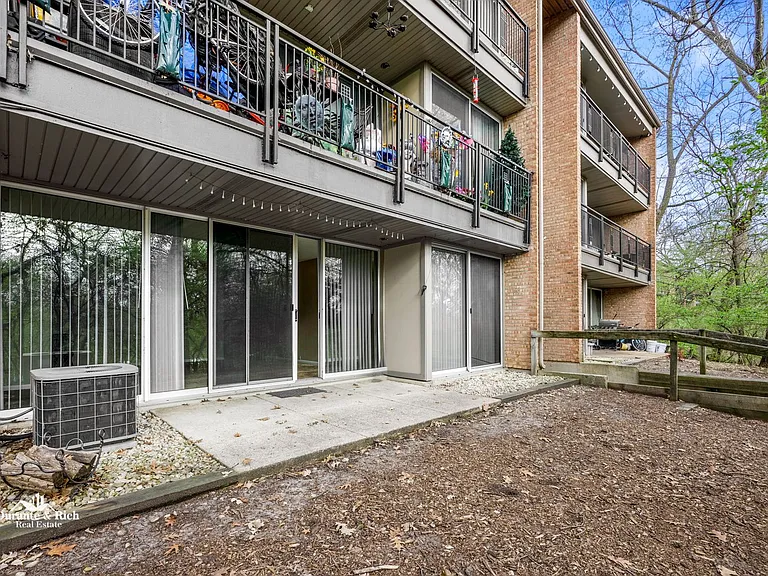 6010 Forest View Rd #1B — Photo 10