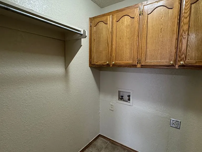 2618 Briarcliff Dr — Photo 13