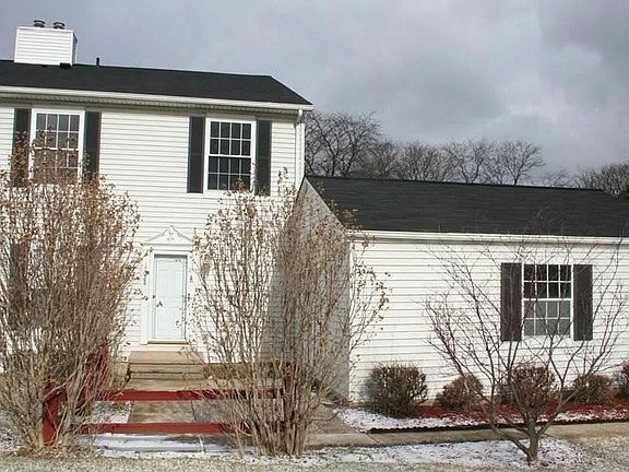2nd image of 17028 Rock Harbor Ct