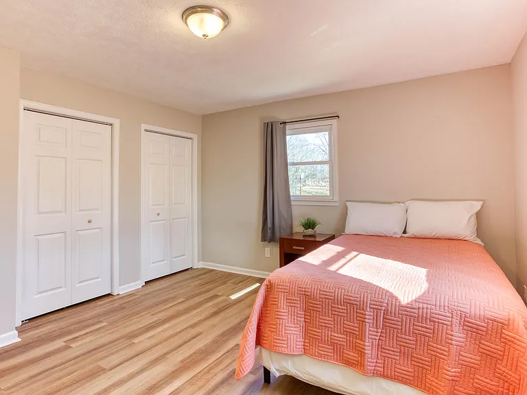 4959 Ailene Dr #5 — Photo 1