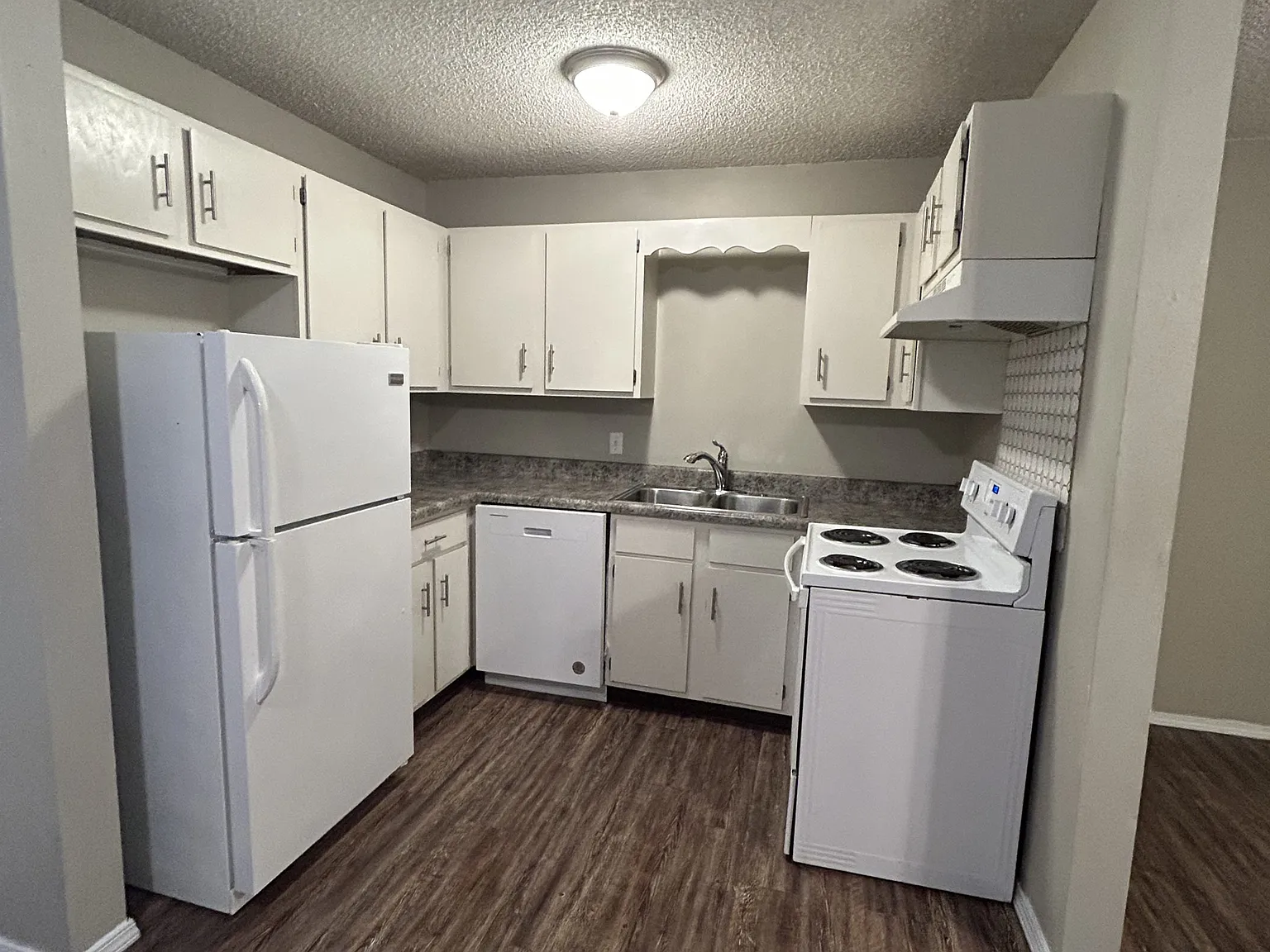 221 Brooke Lynn Drive - B — Photo 2