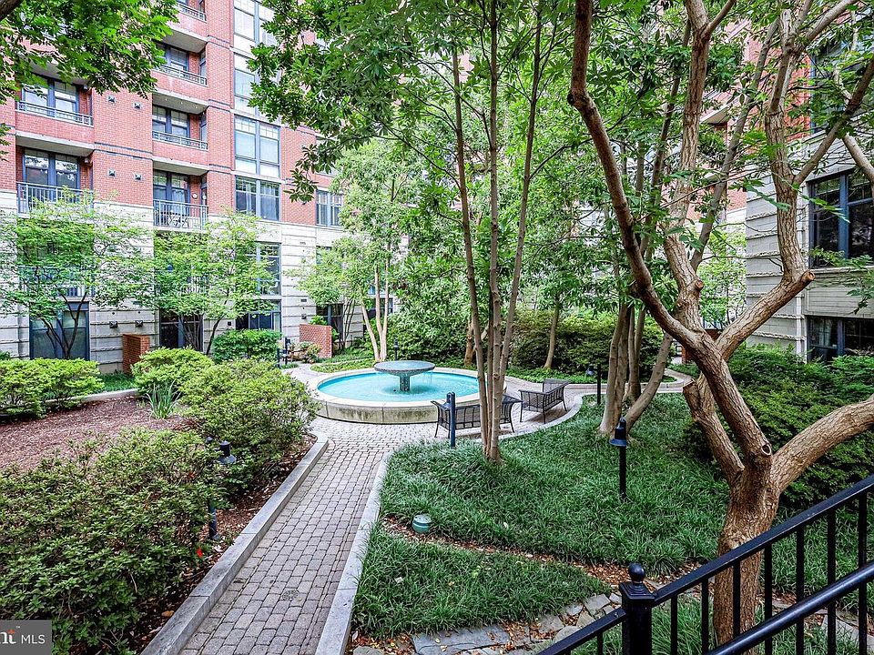 1st image of 1021 N Garfield St APT 235