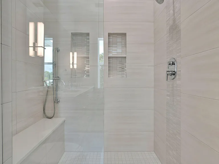 4695 SE Manatee Way — Photo 23
