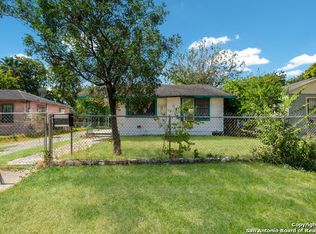 206 Burcham Ave, San Antonio, TX 78221